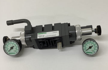 Numatics  NUM152RD400J000000 Pressure Regulator  w/ gauge - 0