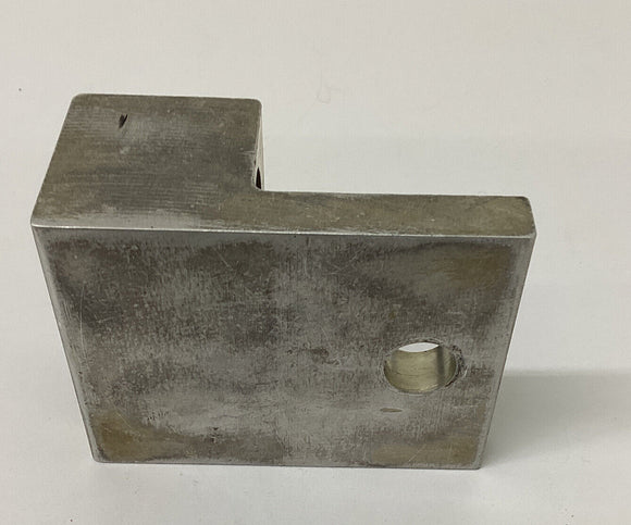 ABB Blackburn ADR60-21 Two-Conductor, One-Hole Mount Buss