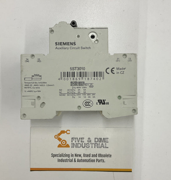 Siemens 5SY4211-7 Circuit Breaker MCB-C5 5 Amp  w/ 5ST3010 Auxiliary Switch