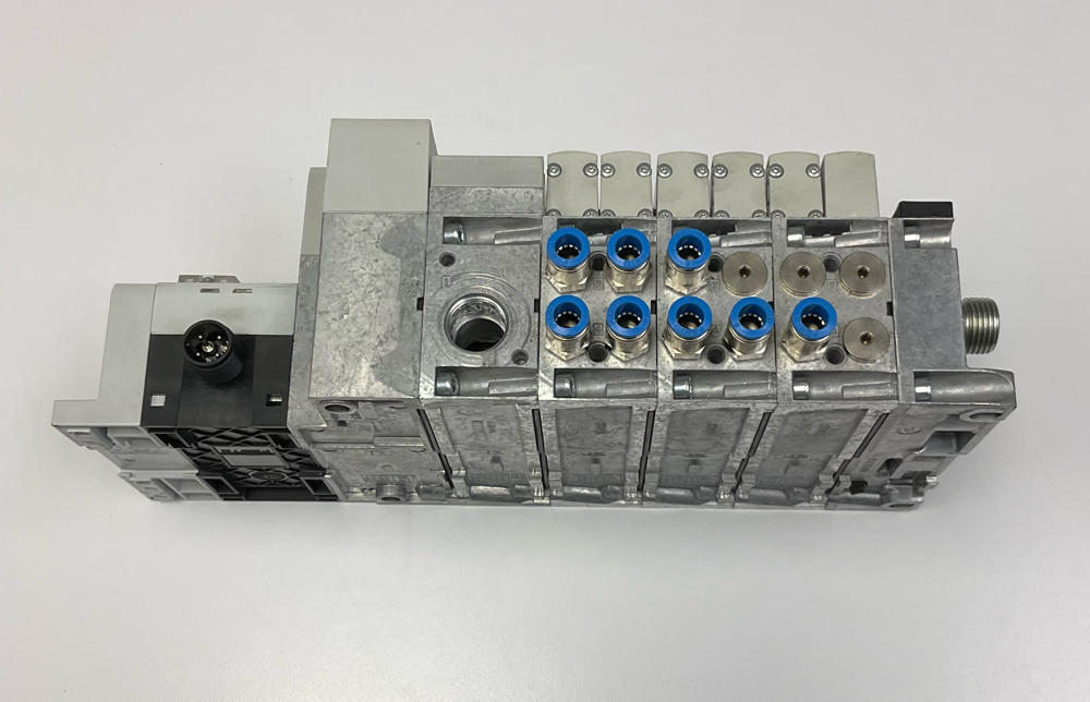 Festo 541302 CPX-FB32 / VABA-S6-1-X1 Manifold Interface w/ Valves ...
