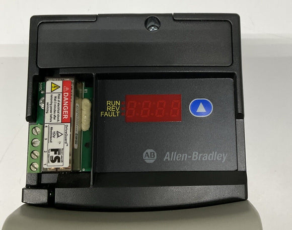 Allen Bradley 22D-D1P4N104 Powerflex 40 0.5HP Motor Drive