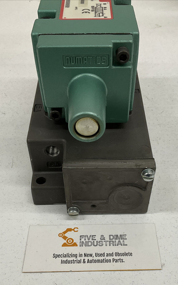 Numatics 554JJ431O000000 Air-Pilot Valve w/ Brace