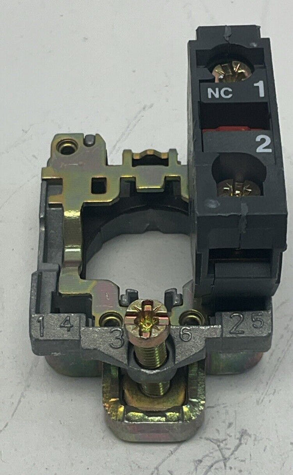 Square D ZB4BZ102 Base Mount with Contact Block and Emergency Twist Button