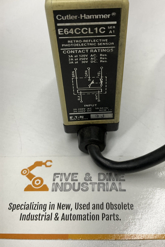 Cutler Hammer  E64CCL1C Ser. A1 Photoelectric Sensor
