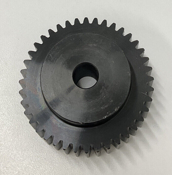 KHK 552-40 40 Tooth Carbon Steel Spur Gear