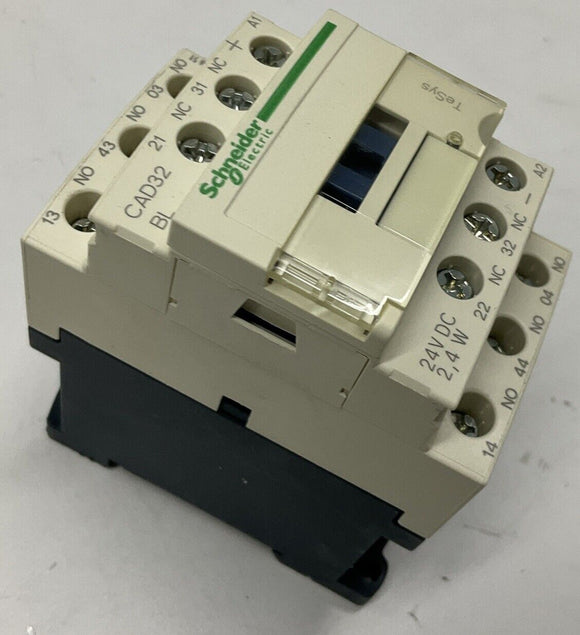 Schneider Electric CAD32BL Control Relay 24VDC