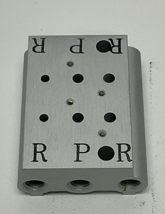 SMC SS5YJ3-20-02 2 Station Pneumatic Manifold Body