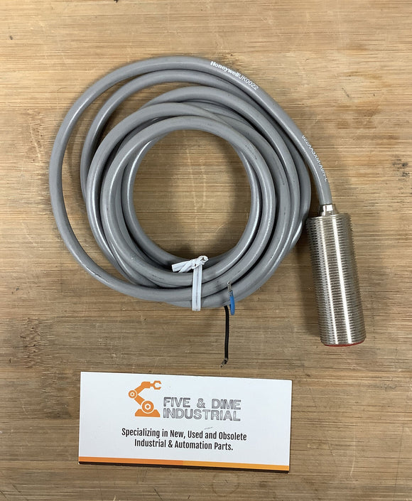 Honeywell 922AA3XM-A9N-L Proximity Switch