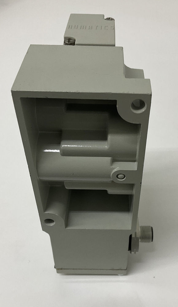 Numatics I63BA43AMG56Y61 24VDC Solenoid Valve w/ Base