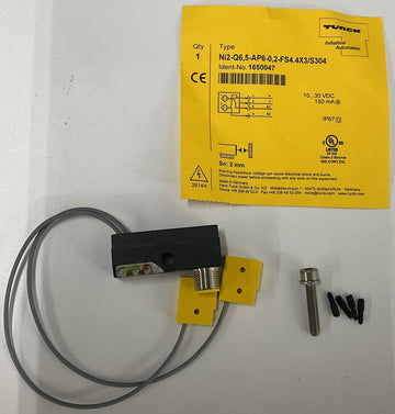 Turck Ni2-Q6 5-ap6-0 2-fs4.4X3/S304 Sensor 1650047  SN:2mm - 0