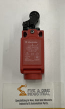 Allen Bradley X440P-CHLB03E 240V 3A Limit Switch with Roller-1