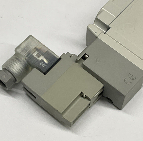 SMC SY9120-5DZ-03F-Q 24 VDC Solenoid Valve with Connector