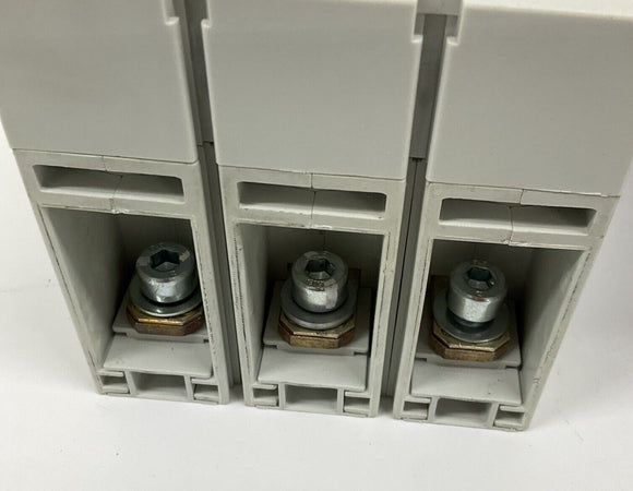 ABB T4D320 Tmax Circuit Breaker 320A 690V 3P AC22A