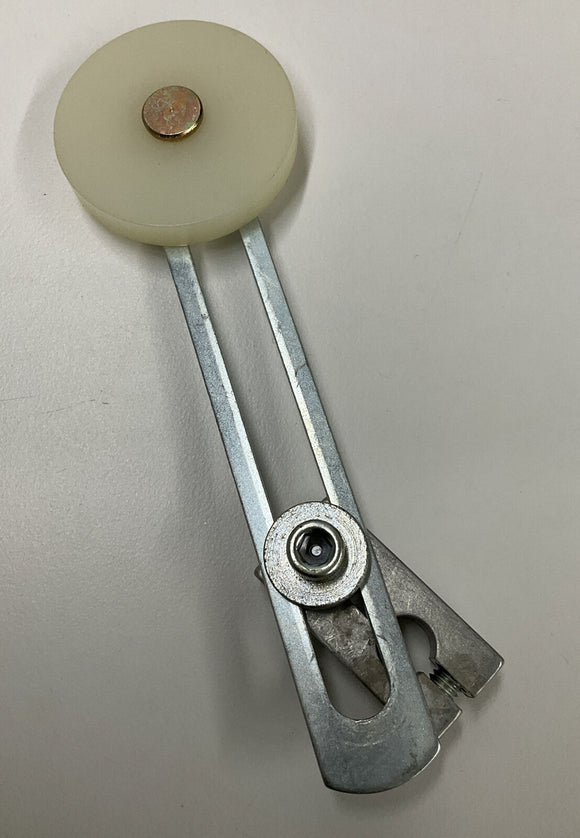 Telemecanique 7D2N Roller Lever Arm 1.5" Nylon Roller