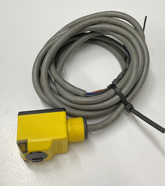 Banner Q25AW3FF100 Photo Electric Sensor
