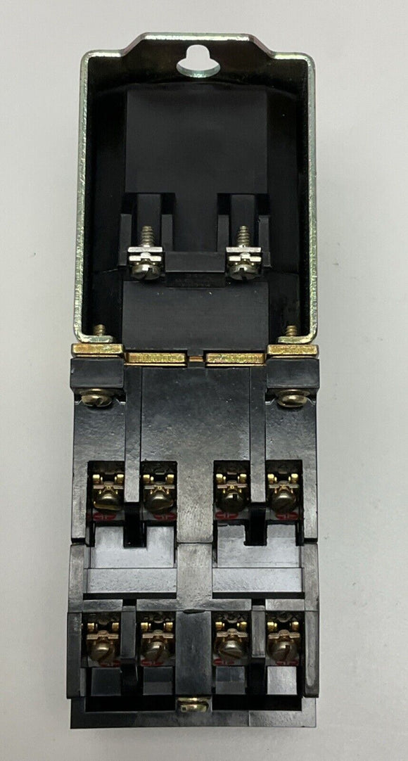 Allen Bradley 700DC-PK800Z24 Ser A Control Relay Contactor 24 VDC Coil