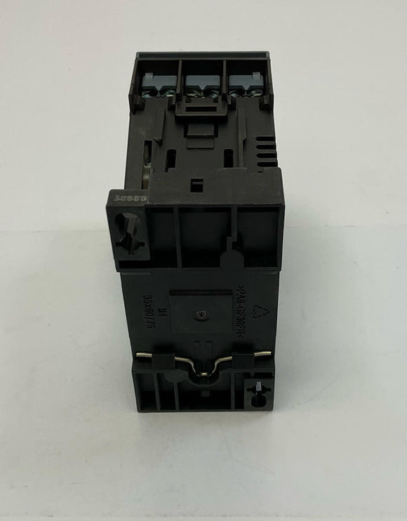 Siemens  3RT2026-1BB40  3-Phase Contactor  24 VDC Coil