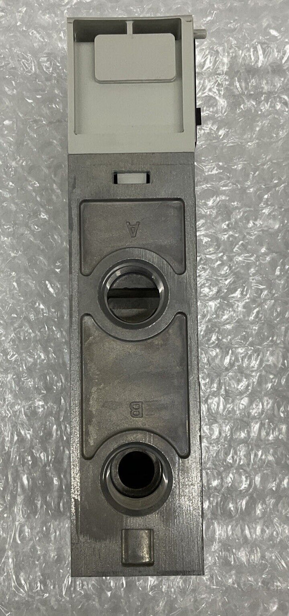 SMC VVQC5000-1B-D-BT Pneumatic Manifold Block