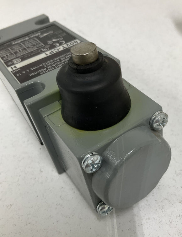 Allen Bradley 802T-CP1 Ser. H Plug-In Limit Switch Cracked Boot