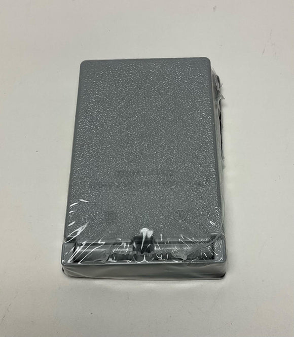 Eaton Crouse-Hinds TP7240 One Gang Weatherproof Outlet Cover