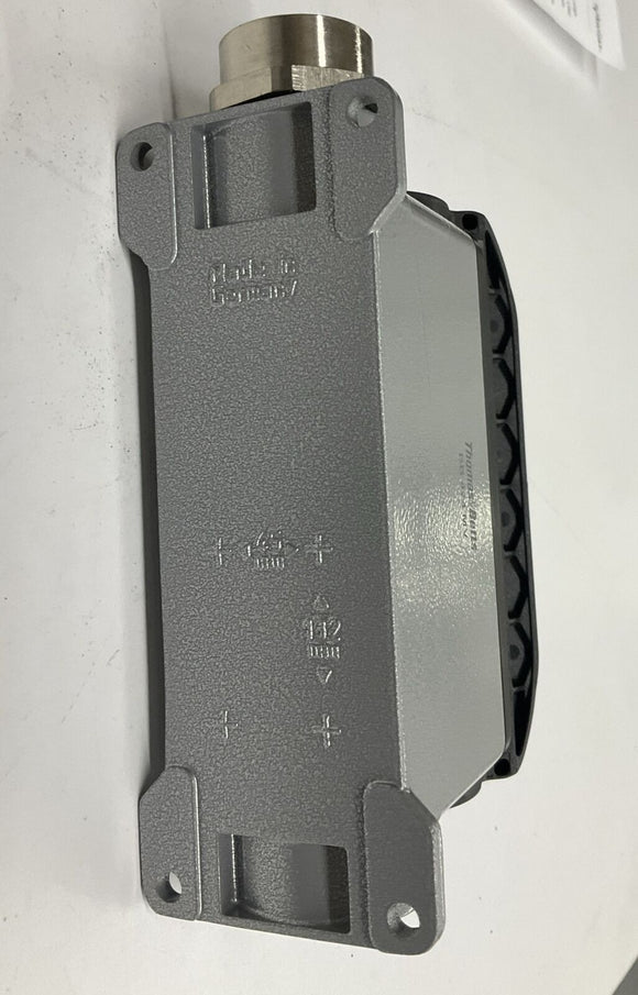 Thomas & Betts BB-424-MV B24 Single Lever Base Side 3/4 NPT