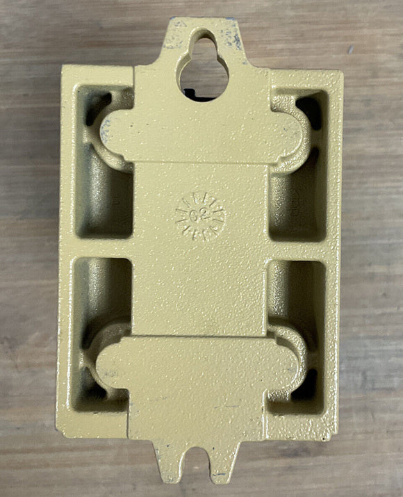 Allen Bradley 700-P800A24 Type P Direct Drive AC Relay  24VAC Coil