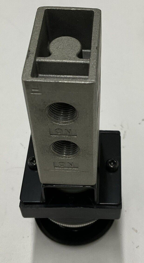 SMC VM430-F01-30B Pneumatic Mechanical Valve