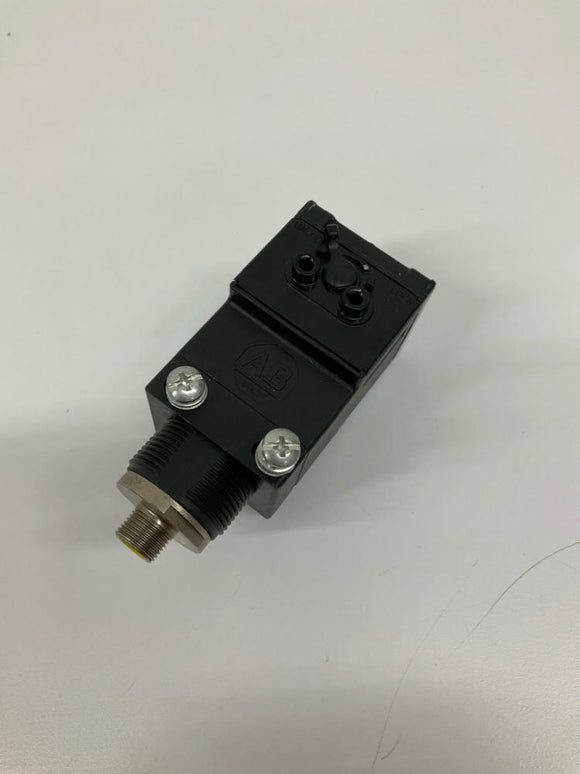 Allen Bradley 42GRF-9100-QD Fiber Optic Sensor Photoswitch