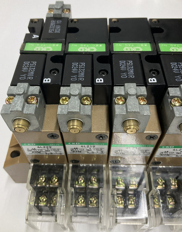CKD M4L280-06-6-510000 6-Bank 24VDC Solenoid Valve Manifold 4L219