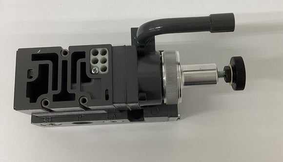 Numatics  153RS131J000000 Pressure Regulator w/ Base and Gauge