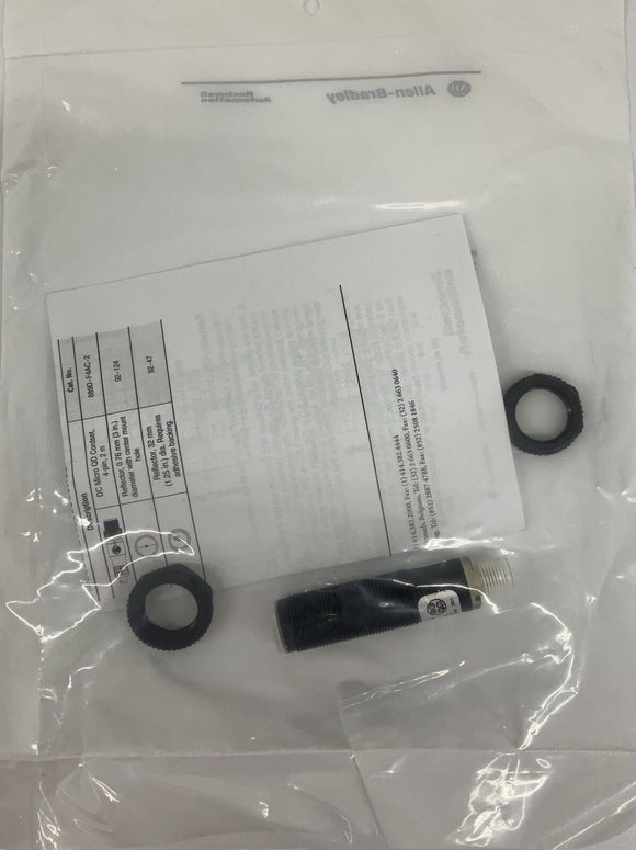 Allen-Bradley 42CA-P2MPB-D4 Red Led  Polarized Retro PNP Sensor 3.8M