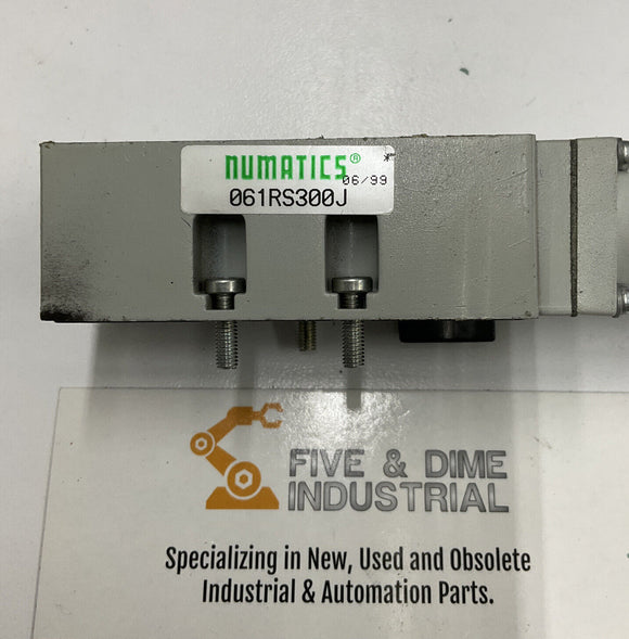 Numatics 061RS300J Regulator w/ Gauge