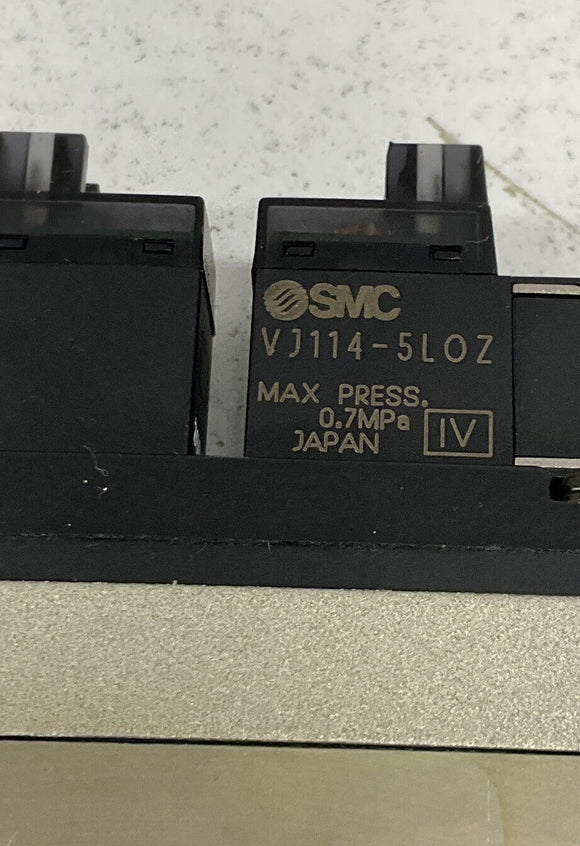 SMC EZM073HF-K5L0Z-E55CL-Q Vacuum Generator ZSE1-00-55CN VJ114-5LOZ