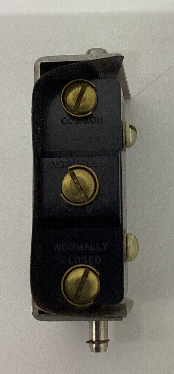 Honeywell Microswitch 1AC2 Snap Action Switch Assembly