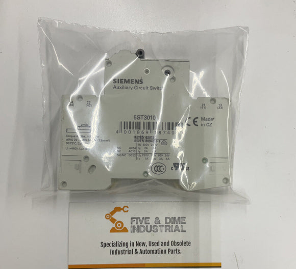 Siemens 5SY4211-7 Circuit Breaker MCB-C5 5 Amp  w/ 5ST3010 Auxiliary Switch