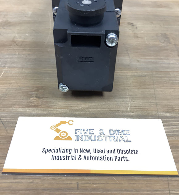 SMC VP7-8-FHG-D-32 Double Solenoid Valve