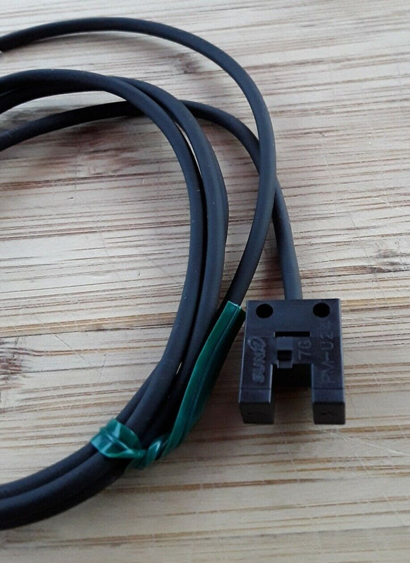 Panasonic UZJ317 PM-U24 Photoelectric Sensor