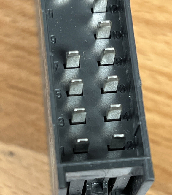 Siemens 6ES7 132-4BD02-0AA0 Digital Output Module