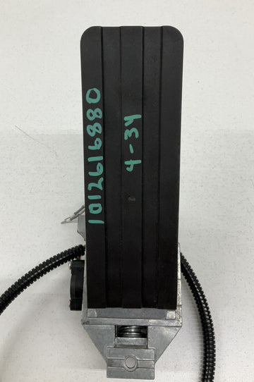 Linde Still ST376984 Accelerator Pedal Assembly - 0