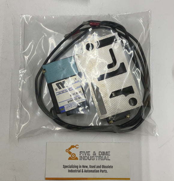 Mac 913B-PM-221BAAB Solenoid Valve 4 Way