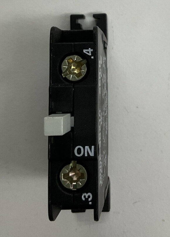 Allen Bradley 800E-3BX10 Ser B Contact Block