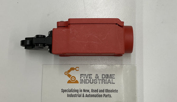 Allen Bradley X440P-CHLB03E 240V 3A Limit Switch with Roller