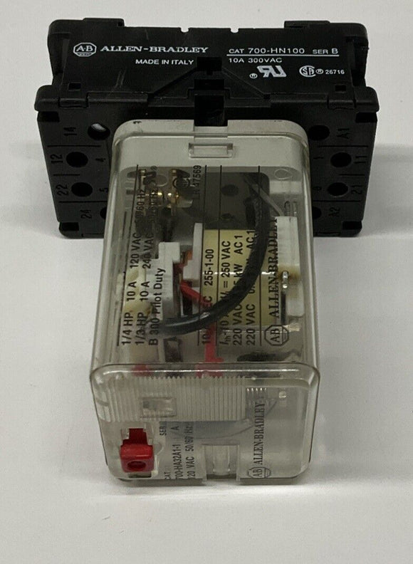 Allen Bradley 700-HA32A1-1 SER A 120VAC Relay 8-Pin w/base