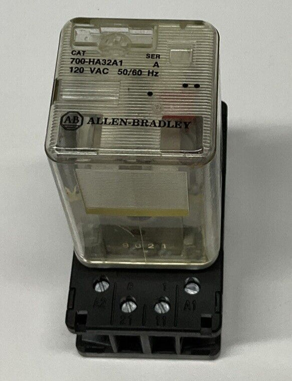 Allen Bradley 700-HA32A1 Ser A 120VAC Relay 8-Pin w/Base