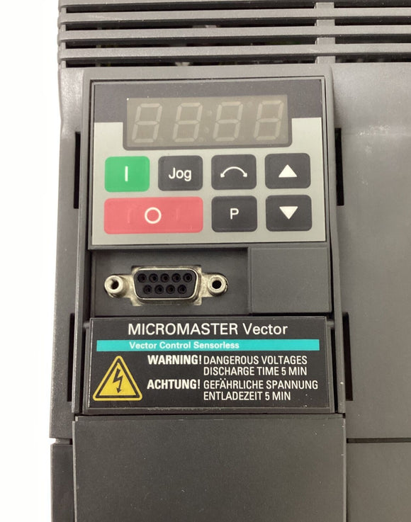 Siemens 6SE3215-8DB40 Micromaster Vector Servo Drive 3HP / 2200W