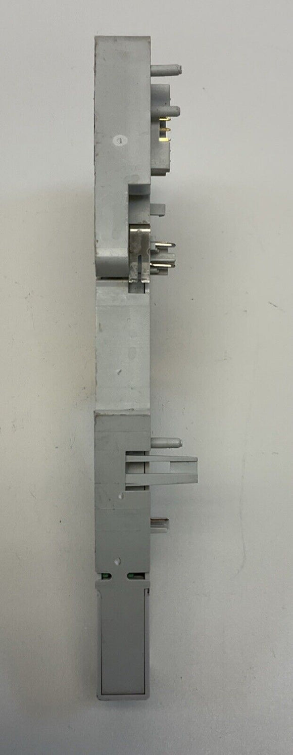 Pilz  312210 PSSU EF 4DO 0.5 Output Module  with Base  24VDC