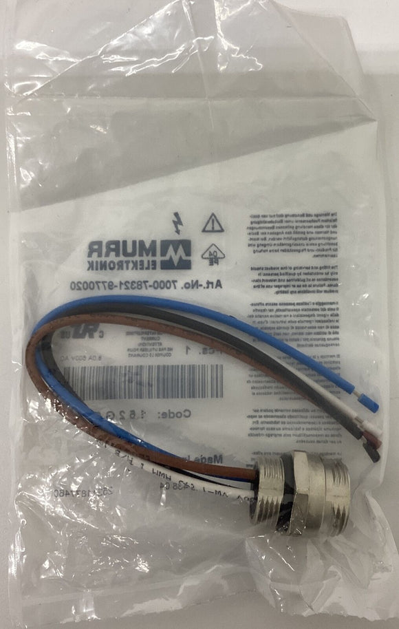 Murr 7000-78321-9770020 7/8'' Male Receptacle 4-Pole 0.2M