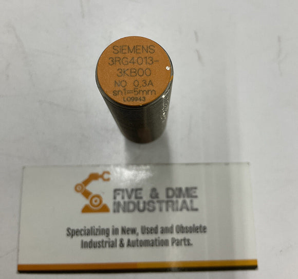Siemens 3RG4013-3KB00 Inductive Proximity Switch / Sensor