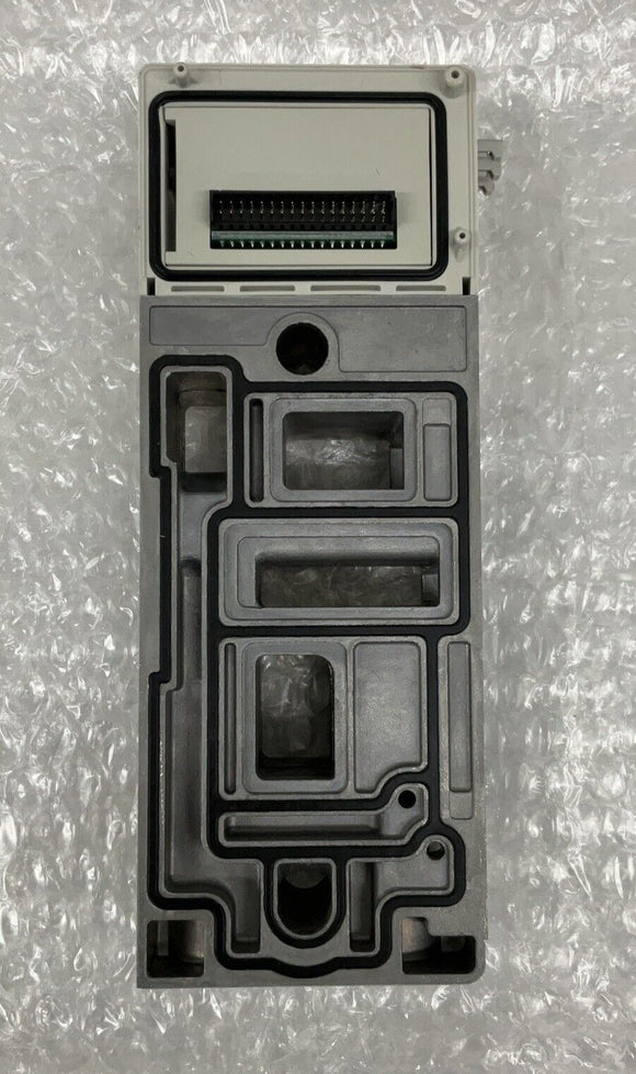 SMC VVQC5000-1B-D-BT Pneumatic Manifold Block