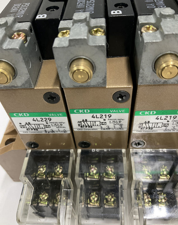 CKD M4L280-06-6-510000 6-Bank 24VDC Solenoid Valve Manifold 4L219